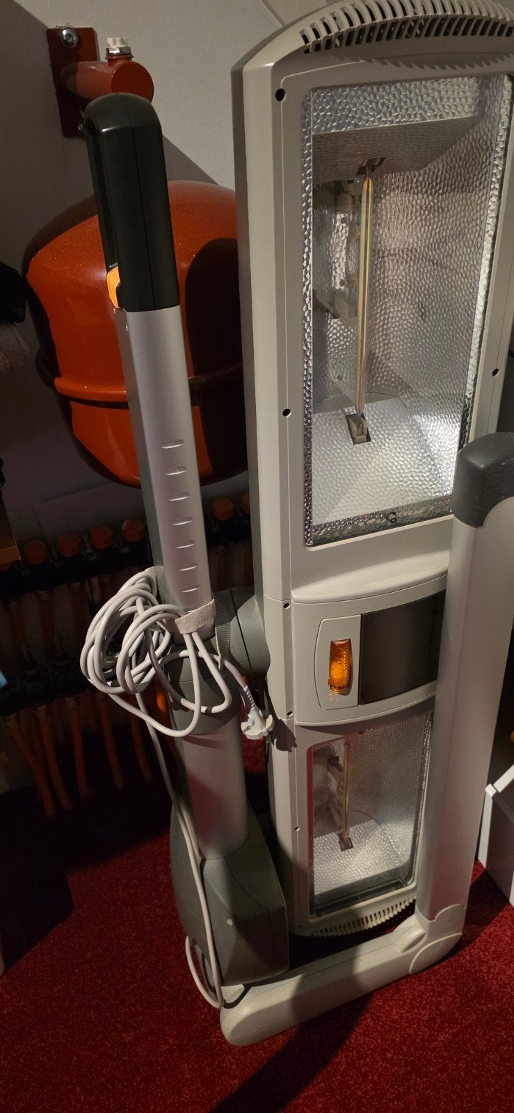 Philips Innergize HB901 - Zonnebank/Gezichtsbruiner, Witgoed en Apparatuur, Ophalen of Verzenden, Gebruikt, Overige modellen, Minder dan 10 lampen