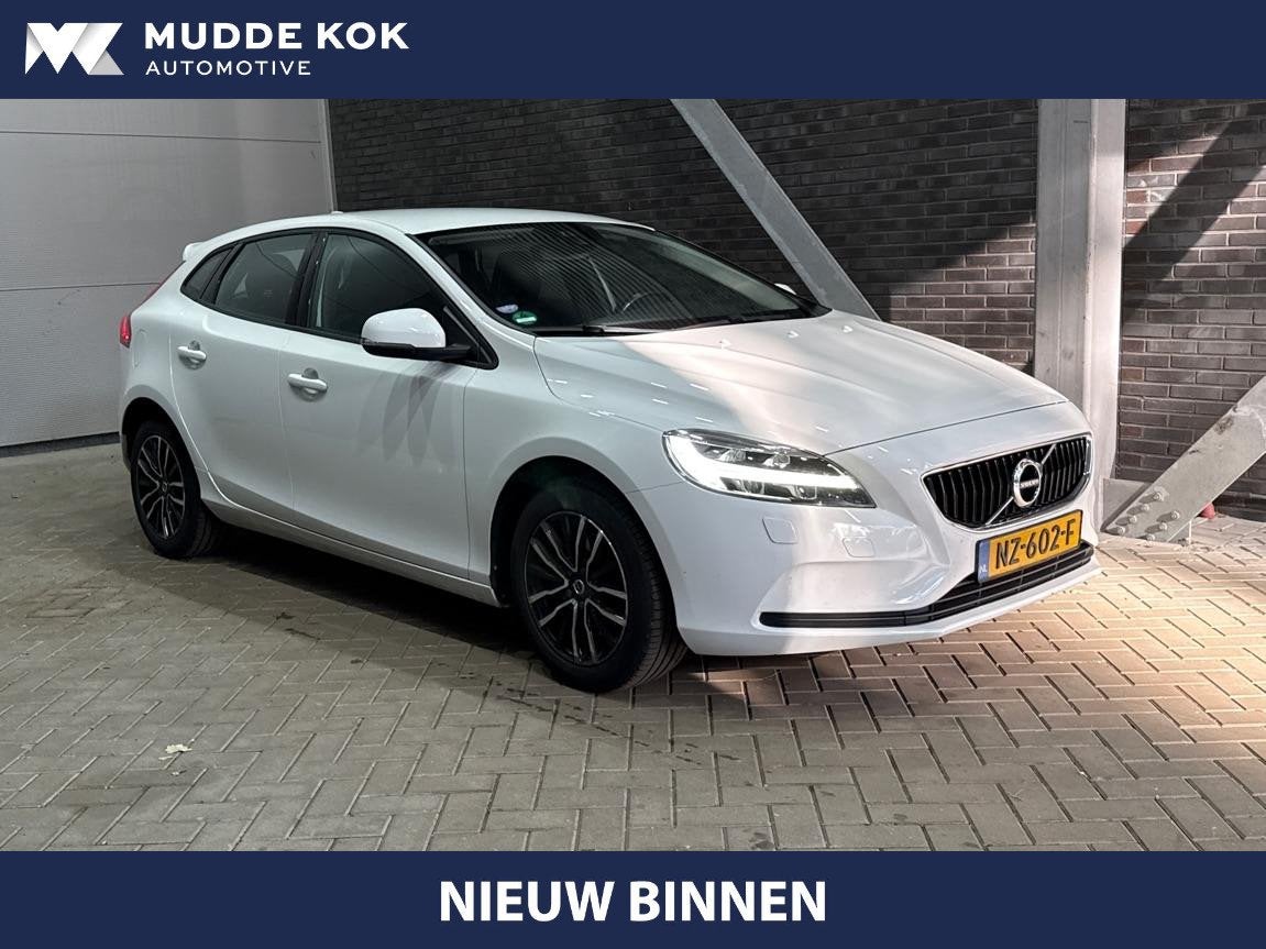Volvo V40 2.0 T3 Momentum | Trekhaak | LED | Stoelverwarming, Auto's, Voorwielaandrijving, Gebruikt, Euro 6, 4 cilinders