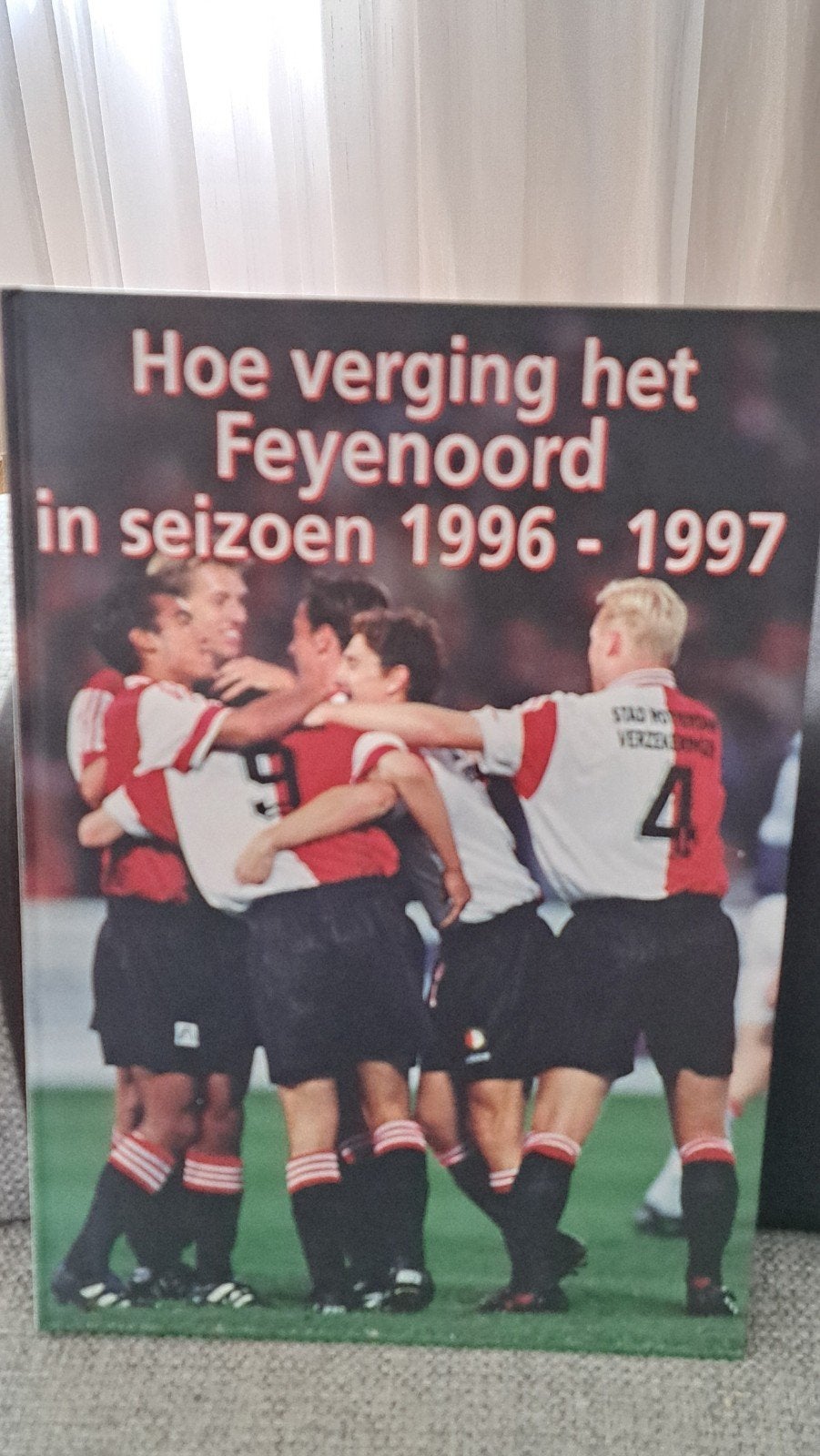 Boek  hoe verging het Feyenoord seizoen 1996-1997, Boeken, Ophalen of Verzenden, Zo goed als nieuw, Balsport