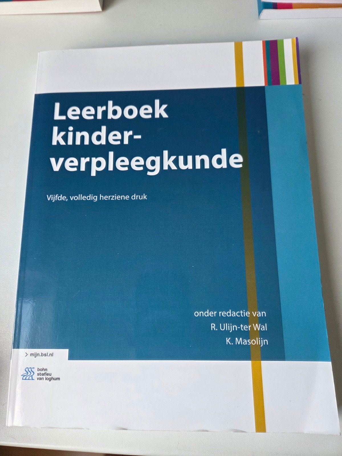 Leerboek kinderverpleegkunde - Vijfde, Ophalen of Verzenden, Zo goed als nieuw, MBO, R. Ulijn-ter Wal, K. Masolijn