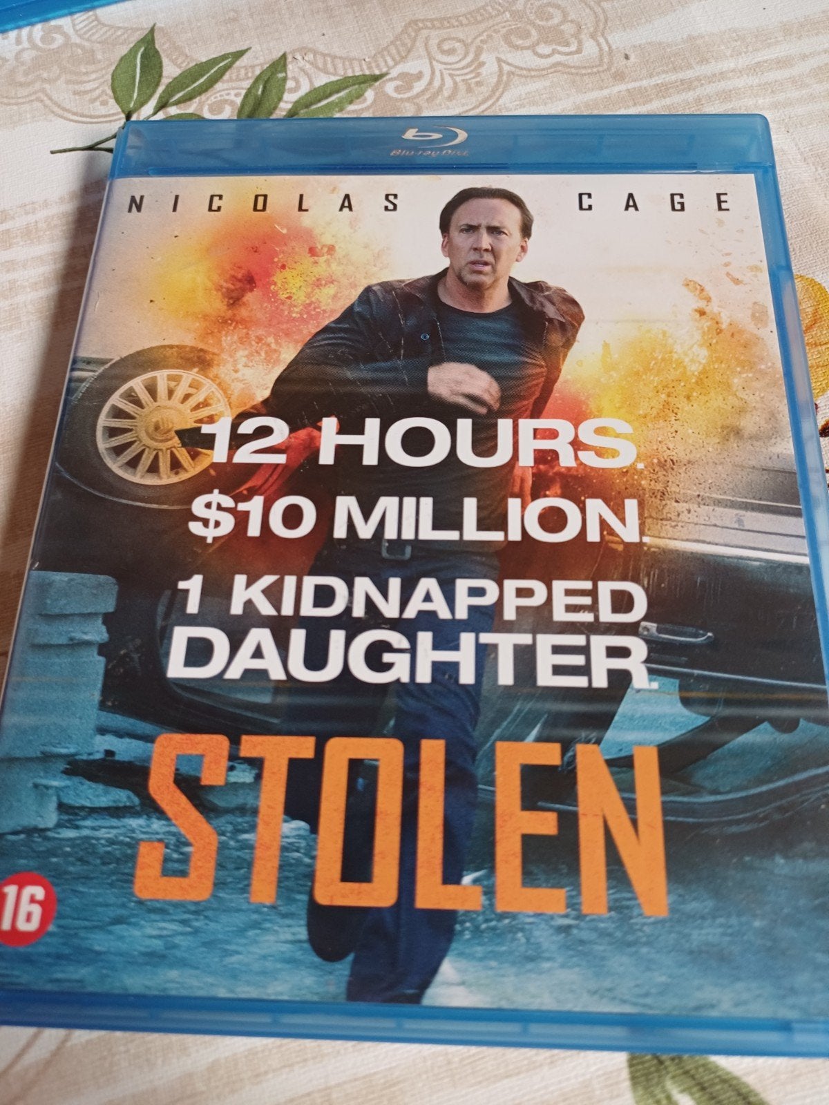stolen, Ophalen of Verzenden, Zo goed als nieuw, Tekenfilms en Animatie