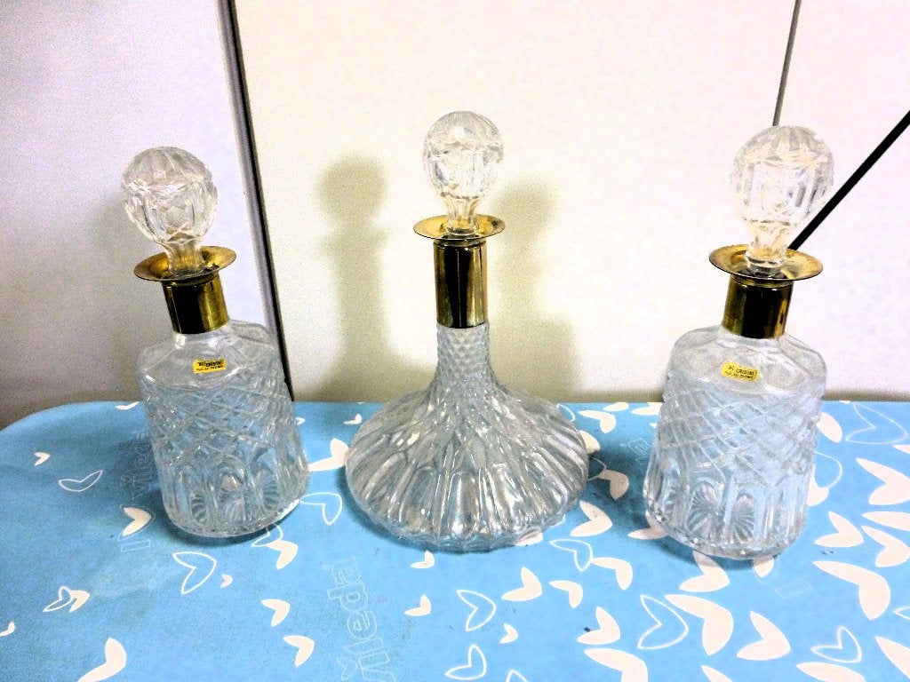 Prachtige Kristallen decanter set met verzilverde hals, Antiek en Kunst, Ophalen