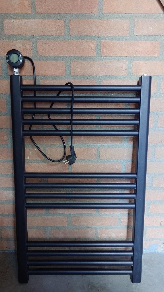 Elektrische handdoekradiator met thermostaat mat zwart, Ophalen, Gebruikt, Radiator, Minder dan 60 cm