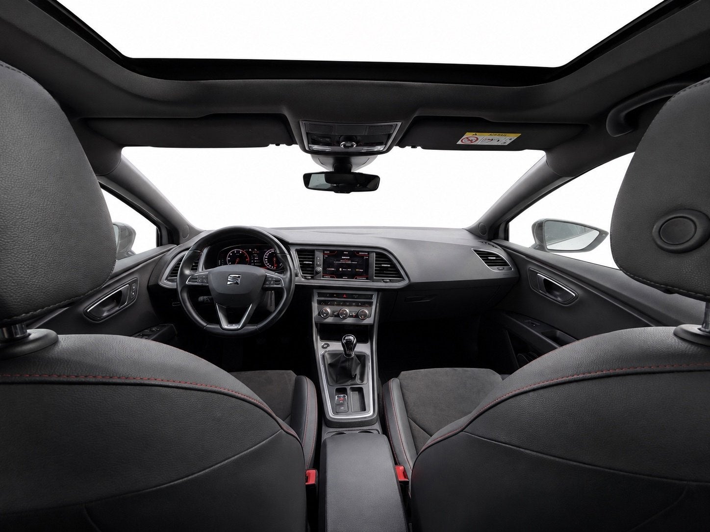 Seat LEON 1.5 TSI Xcellence+VirtualCockpit +Pano+Carplay+Dea, Auto's, Dealer onderhouden, 4 cilinders, Leon, 610 kg