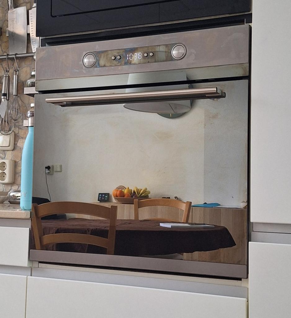 Nutid ov9 IKEA oven, Ophalen