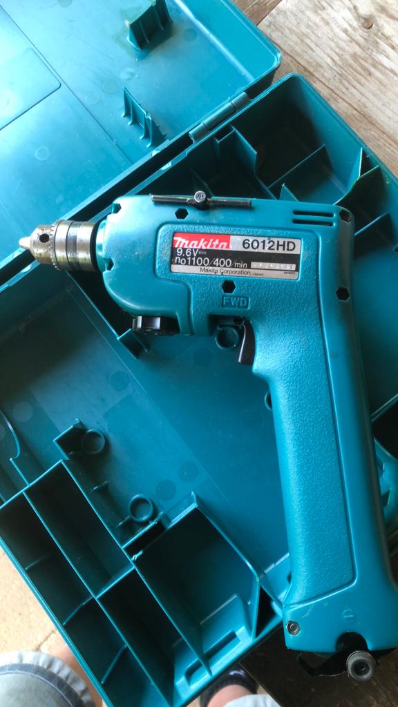 Diverse makita /boormachines, opladders,  alles in een koop, Ophalen of Verzenden, Gebruikt, Boor- en Schroefmachine