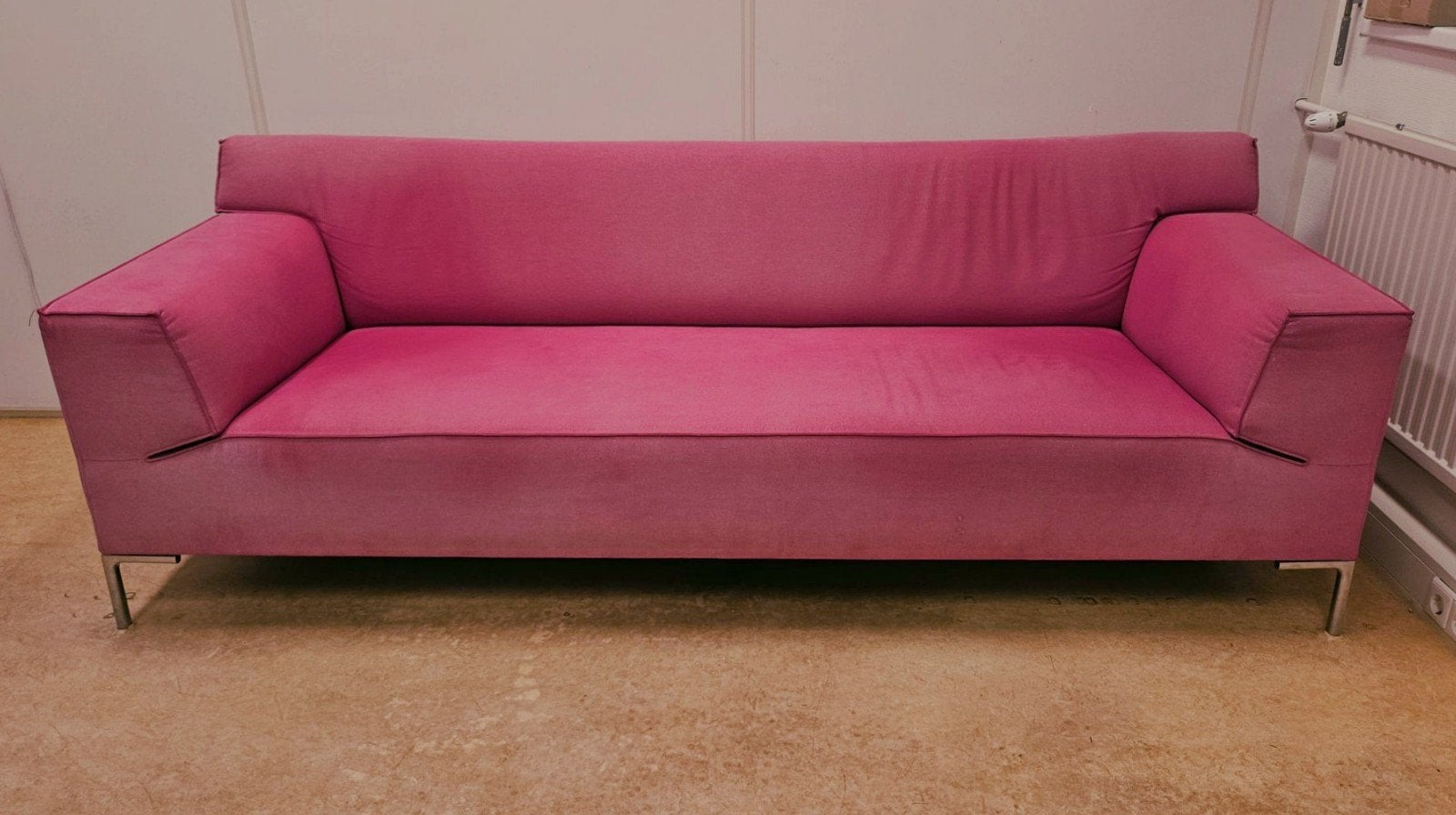 Pode by Leolux 3,5 zits bank Edit roze stof, Ophalen, Gebruikt, Driepersoons, 75 tot 100 cm