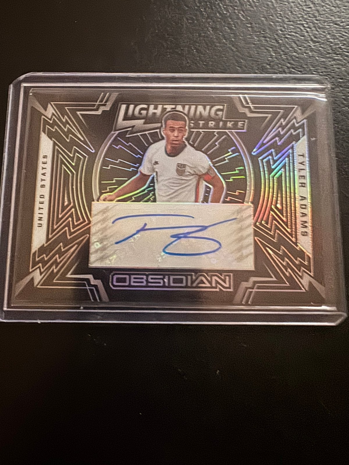 Tyler Adams Auto /149 Panini Obsidian USA, Ophalen of Verzenden, Zo goed als nieuw
