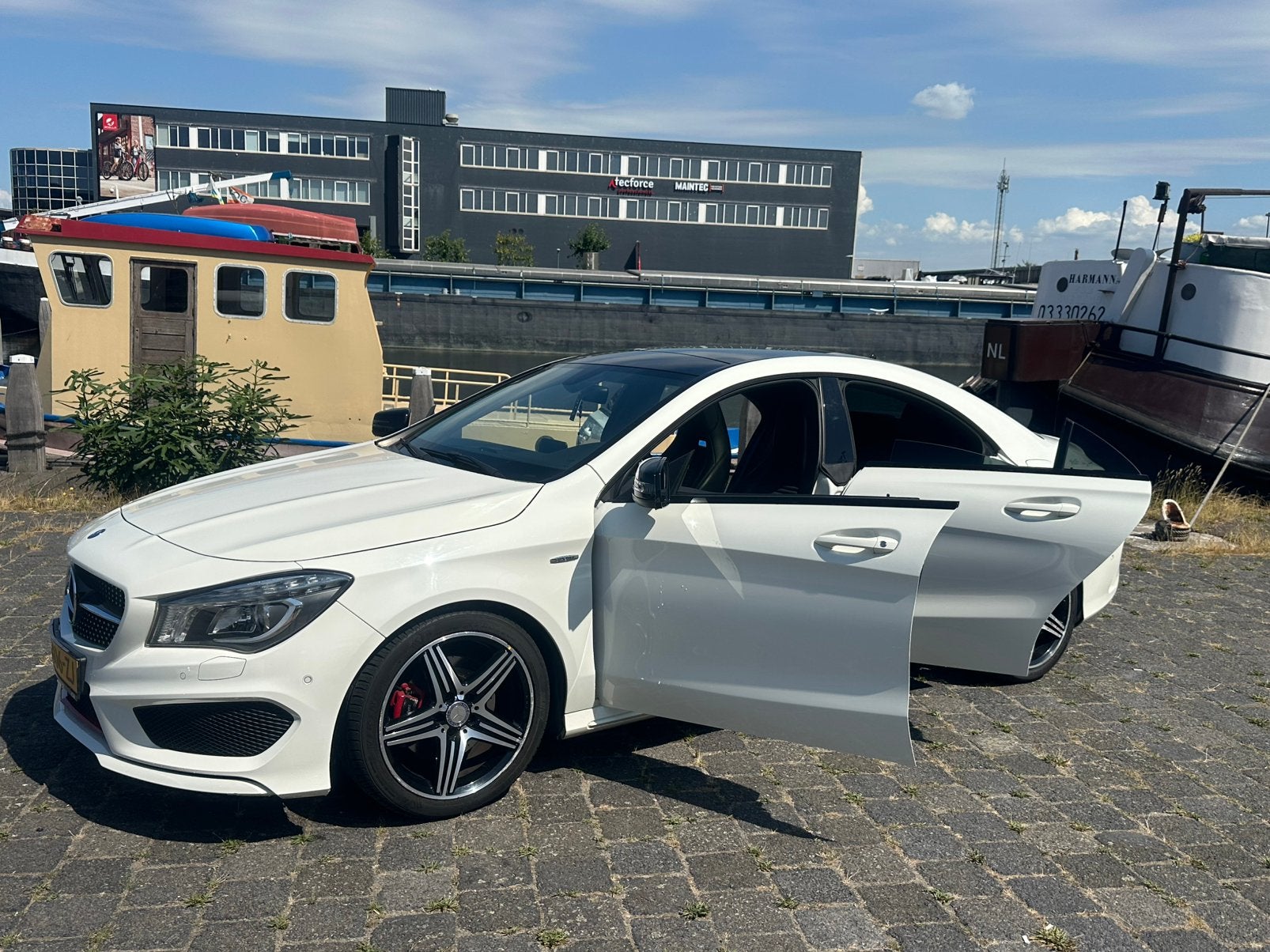 Mercedes-Benz CLA AMG  250 2.0 155KW 7G-DCT (aut) 2014 Wit, Auto's, Mercedes-Benz, CLA, 15 km/l, 4 cilinders, Wit