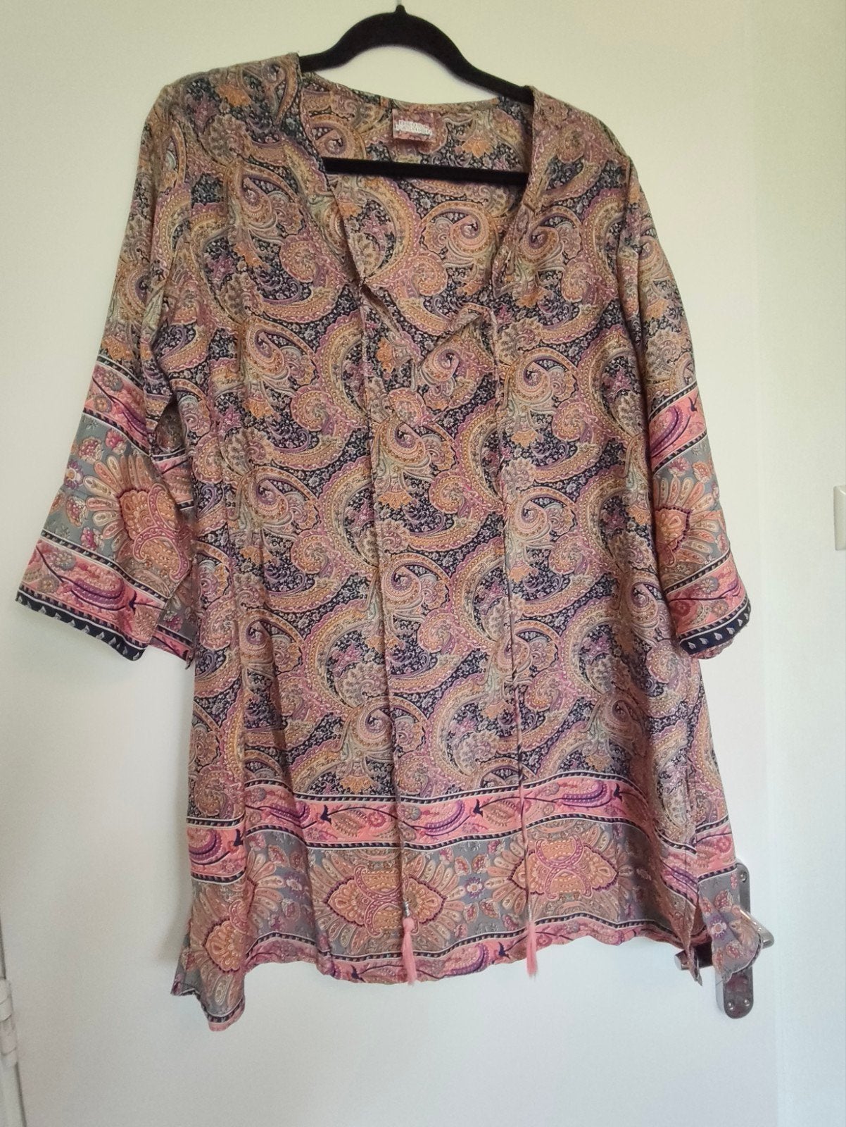 Bohoo Fashion artsilk multicolor tuniek, mt 42, Ophalen of Verzenden, Zo goed als nieuw, Maat 42/44 (L), Overige kleuren