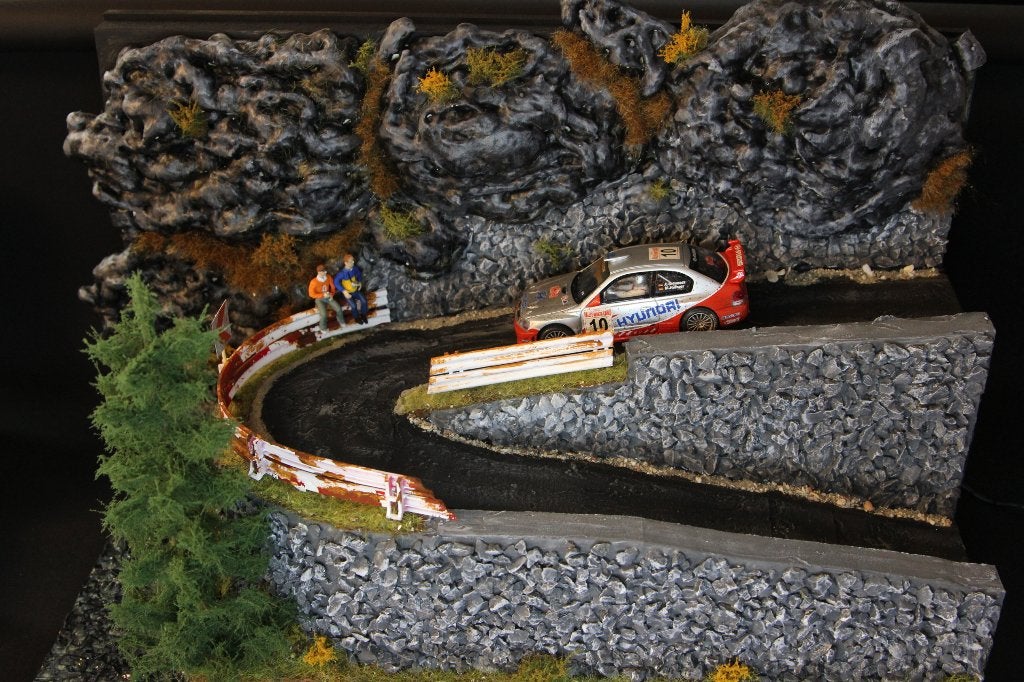 Diorama met SCX Hyundai Accent WRC 2003 1:32 Monte-Carlo, Info@bennie-gs.nl, Bennie G's, 7241MB, Groter dan 1:35