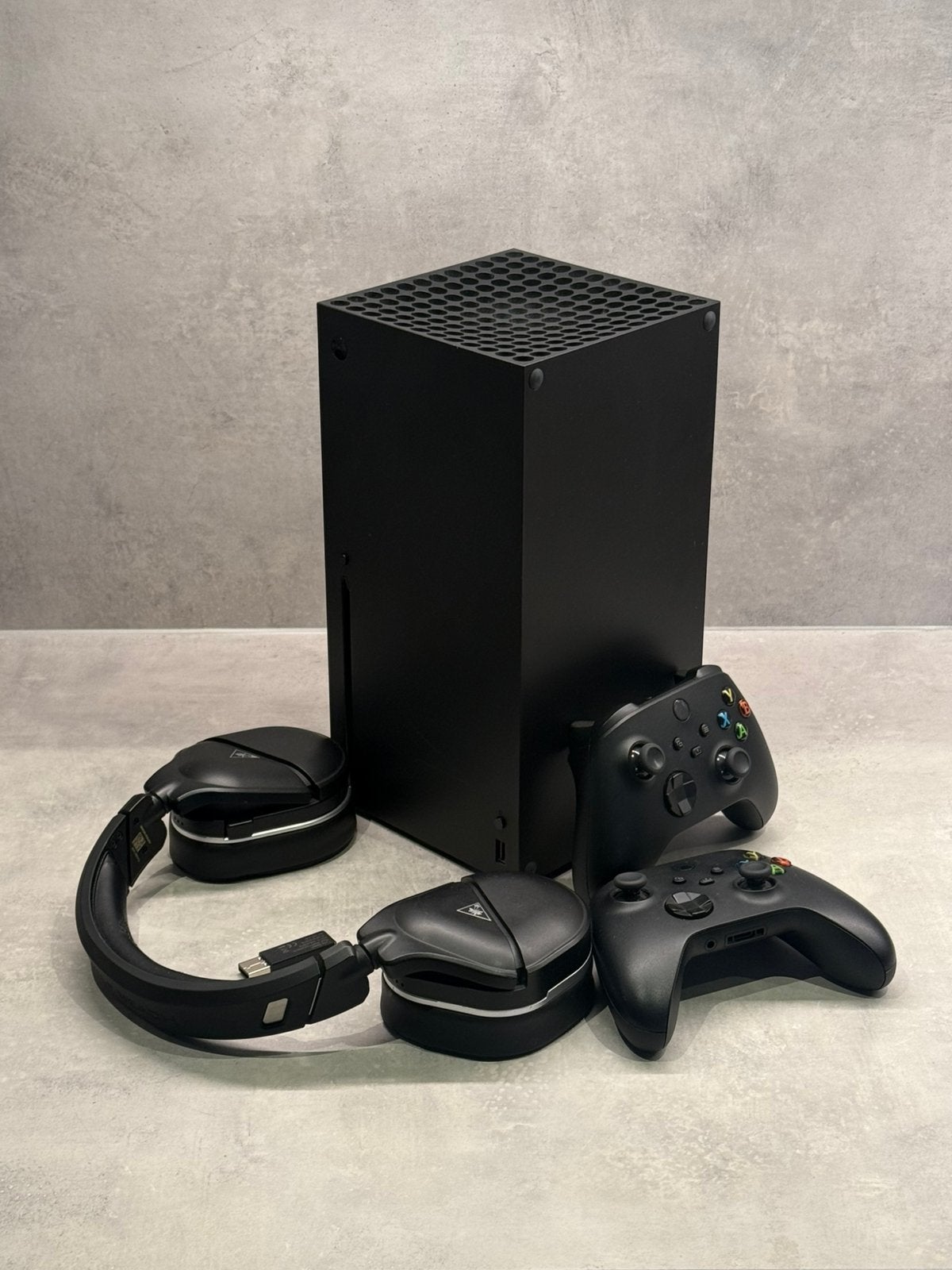 Xbox Series X met 2 Controllers, Headset en Doos