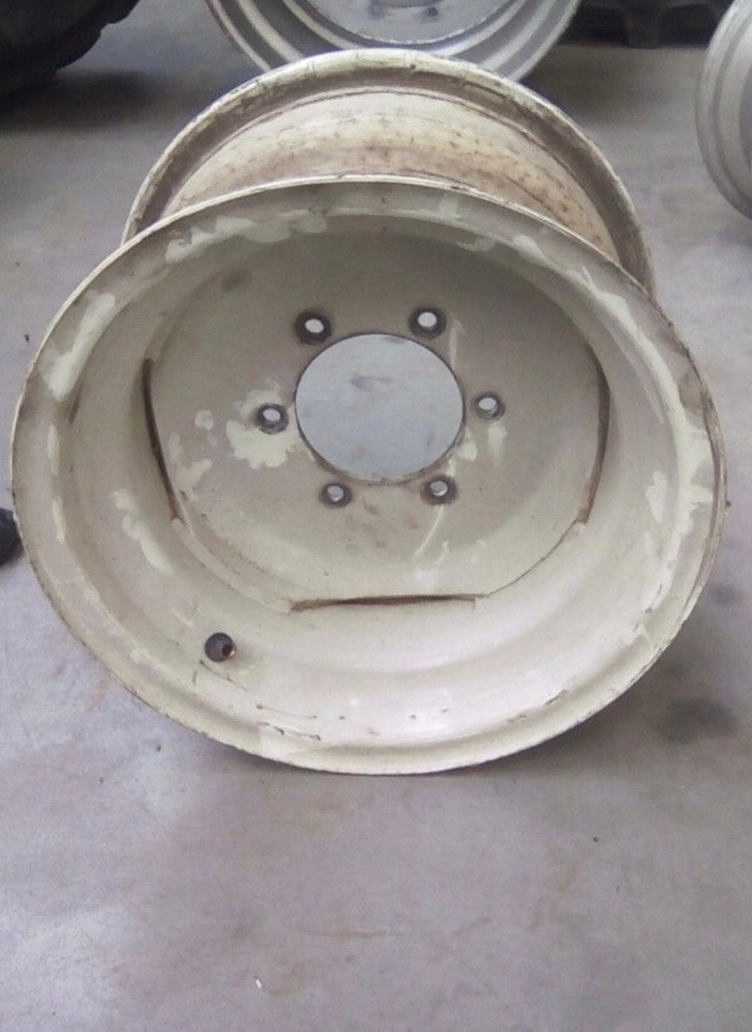 GEZOCHT: Velgen / wielen 10x15  New Holland, Ophalen