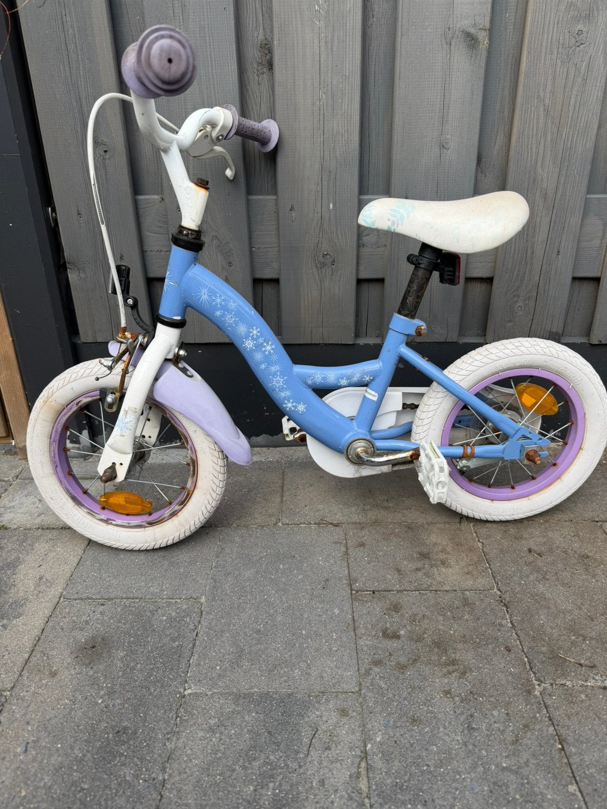 Disney Frozen kinderfiets 12 inch – inclusief zijwieltjes, Fietsen en Brommers, Ophalen, Gebruikt, Minder dan 16 inch, Zijwieltjes