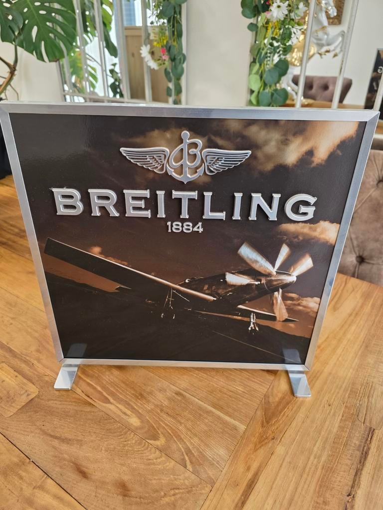 Breitling Reclamebord - Exclusief Vliegtuig Design, Reclamebord, Zo goed als nieuw, Info@breitling.com, Breitling SA, P.O. Box 1132, 2540 Grenchen, Zwitserland
