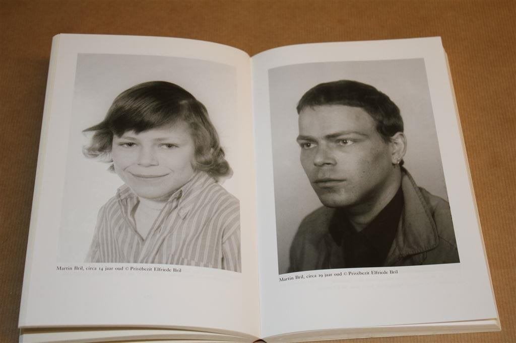 De schelmenjaren van Martin Bril. Astrid Theunissen., Boeken, Ophalen of Verzenden, Gelezen
