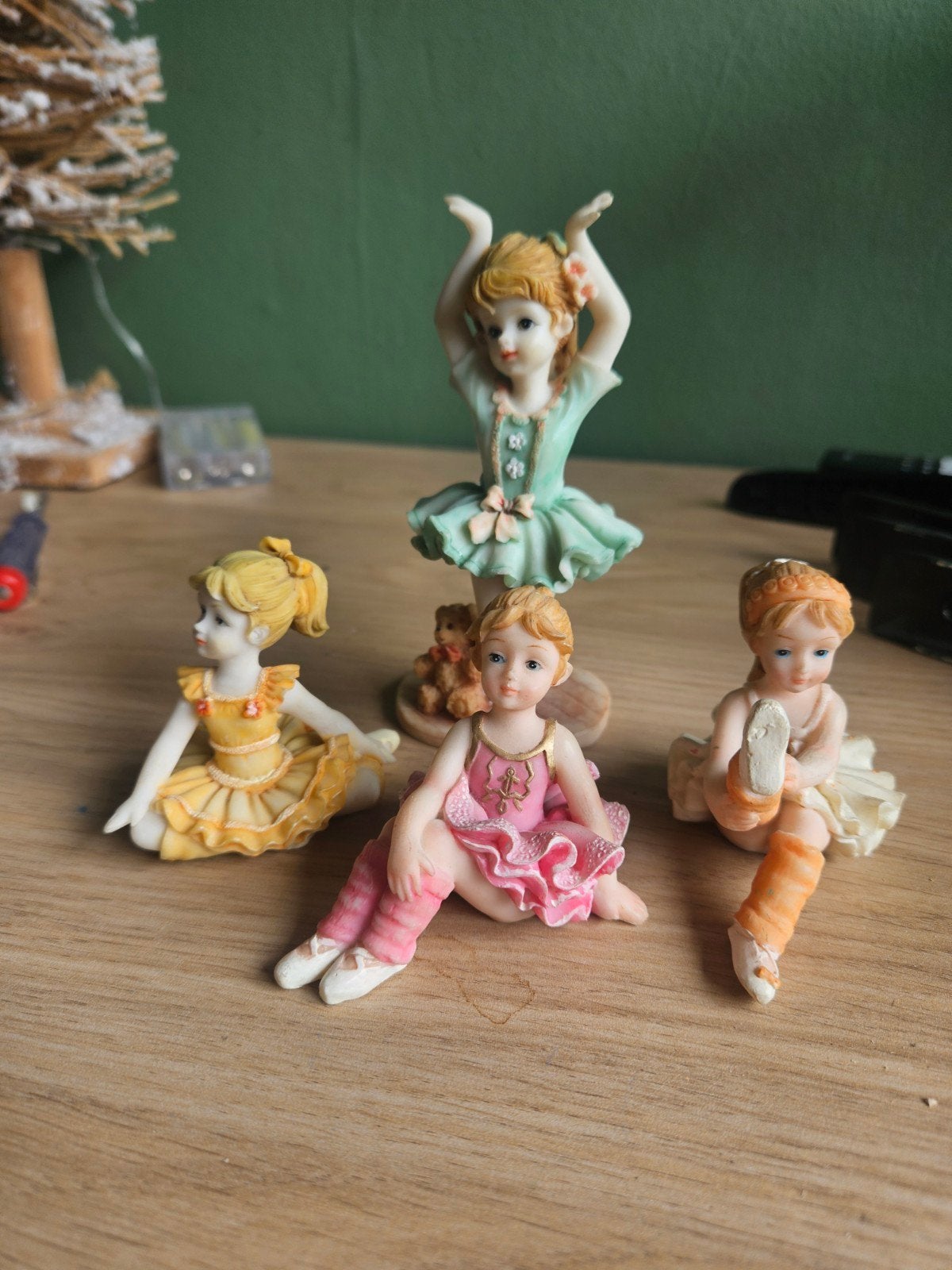 Set van 4 ballerina beeldjes - decoratie, Verzamelen, Beelden en Beeldjes, Ophalen, Zo goed als nieuw, Mens