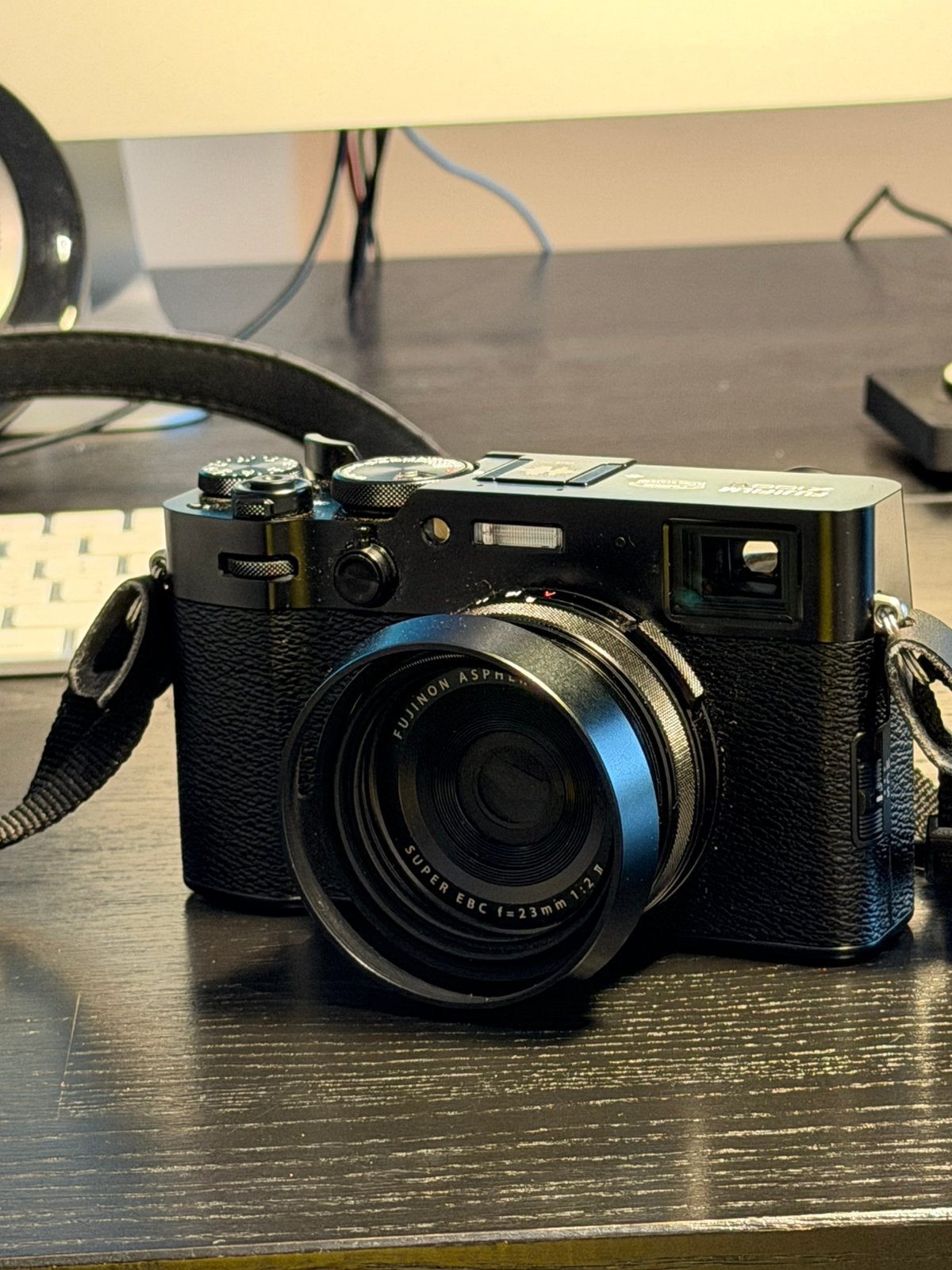 Fujifilm X100VI Zwart – Nieuwstaat – veel extra’s, Audio, Tv en Foto, Fotocamera's Digitaal, Ophalen, Zo goed als nieuw, Geen optische zoom