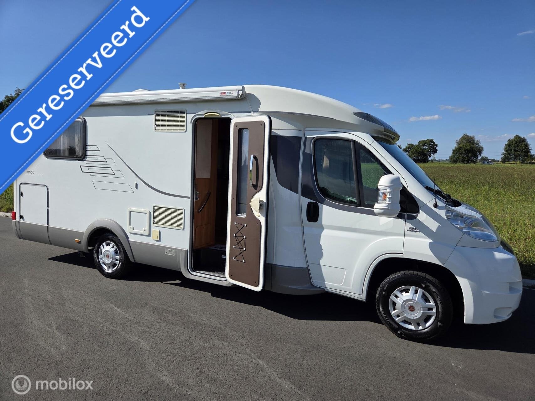 Hymer T698 CL Bianco Line 2013 ☆Queensbed-49.020km-Euro5, 7 tot 8 meter, Bedrijf, Hymer, Half-integraal