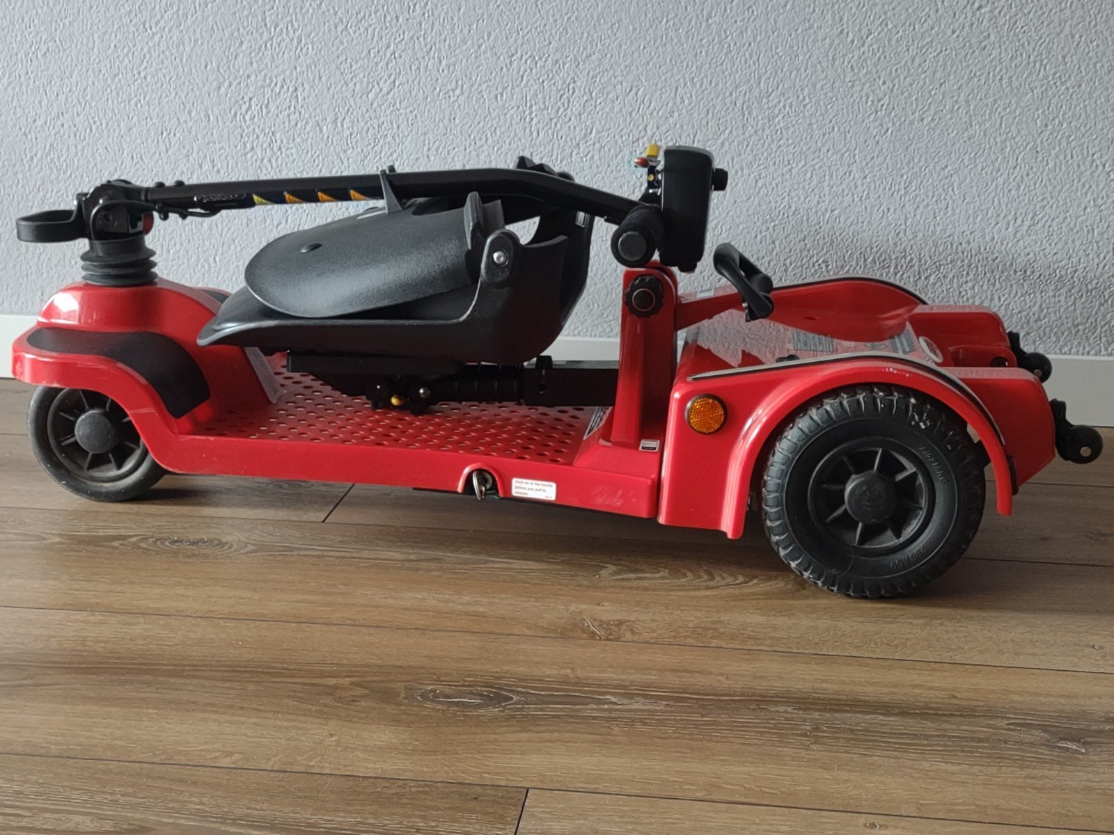 mango scootmobiel opklapbare, Ophalen, Zo goed als nieuw, Mango, 10 km/u of minder