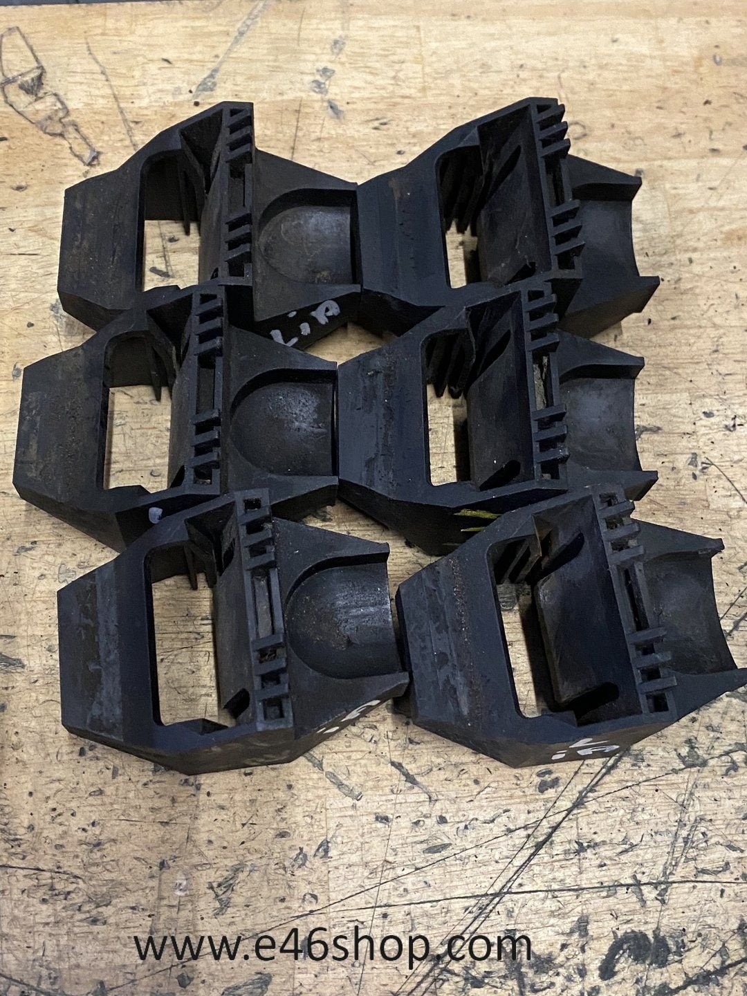 BMW E46 RADIATEUR STEUN LINKS EN RECHTS, Auto-onderdelen, Gebruikt, -, -, Ophalen of Verzenden