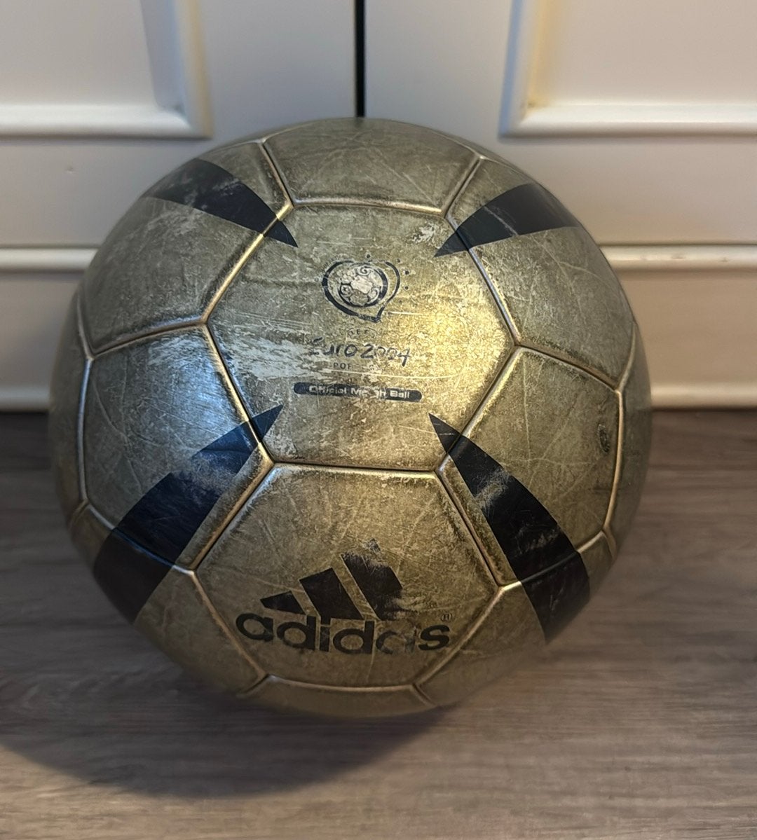 Adidas Roteiro, officiële EK wedstrijdbal 2004, Ophalen of Verzenden, Zo goed als nieuw, Buitenlandse clubs