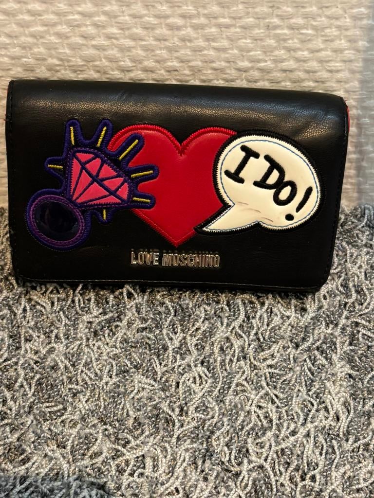 Love Moschino portemonnee, Sieraden, Tassen en Uiterlijk, Portemonnees, Overige merken, Gebruikt, ., Zwart