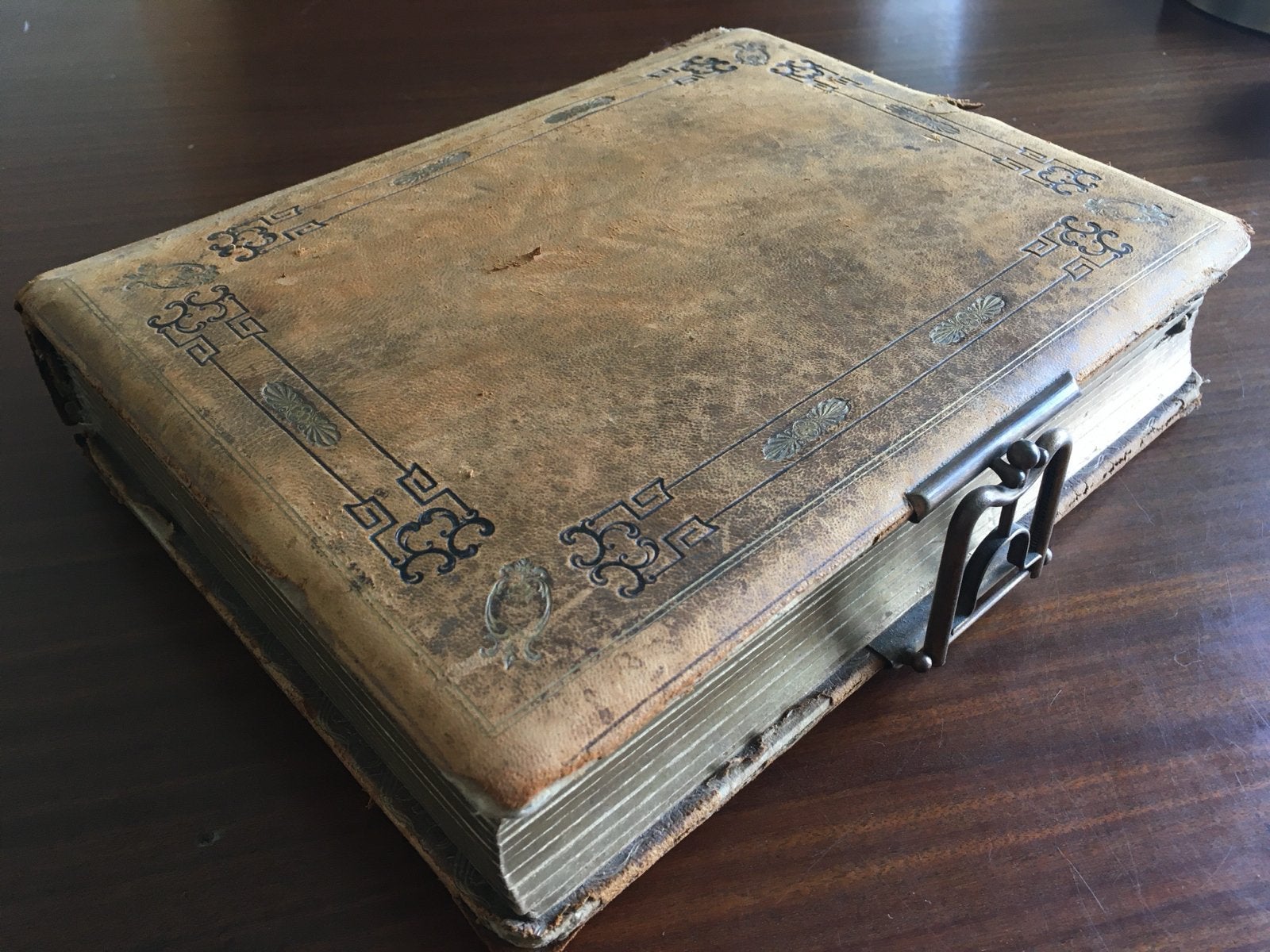 Antiek fotoalbum met sluiting - Bruin leer 19e eeuw, Antiek en Kunst, Verzenden
