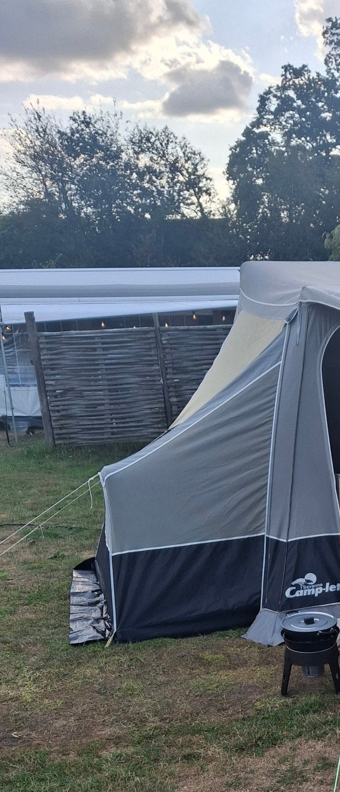 Gastencabine Camplet Savanne in zeer goede staat!, Caravans en Kamperen, Tenten, Ophalen, Zo goed als nieuw, Tot en met 2