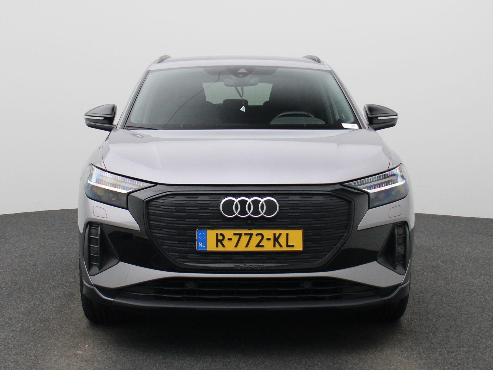 Audi Q4 e-tron 40 Launch edition Advanced Plus 77 kWh 204 PK, Auto's, 12 maanden, Gebruikt, Zwart, Adaptive Cruise Control