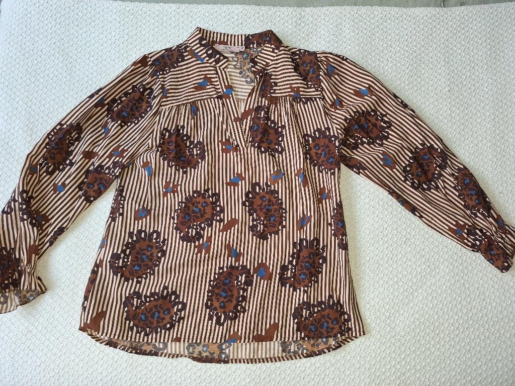 Blouse gestreept bruin creme blauw mt.s/m zgan merk sophia, Kleding | Dames, Maat 38/40 (M), Sophia ., Bruin, Ophalen of Verzenden