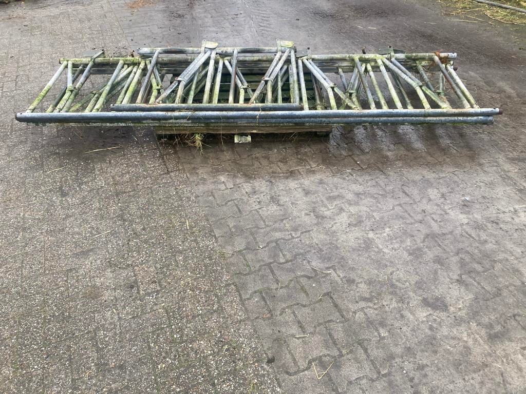 Voerhek jongvee melkvee