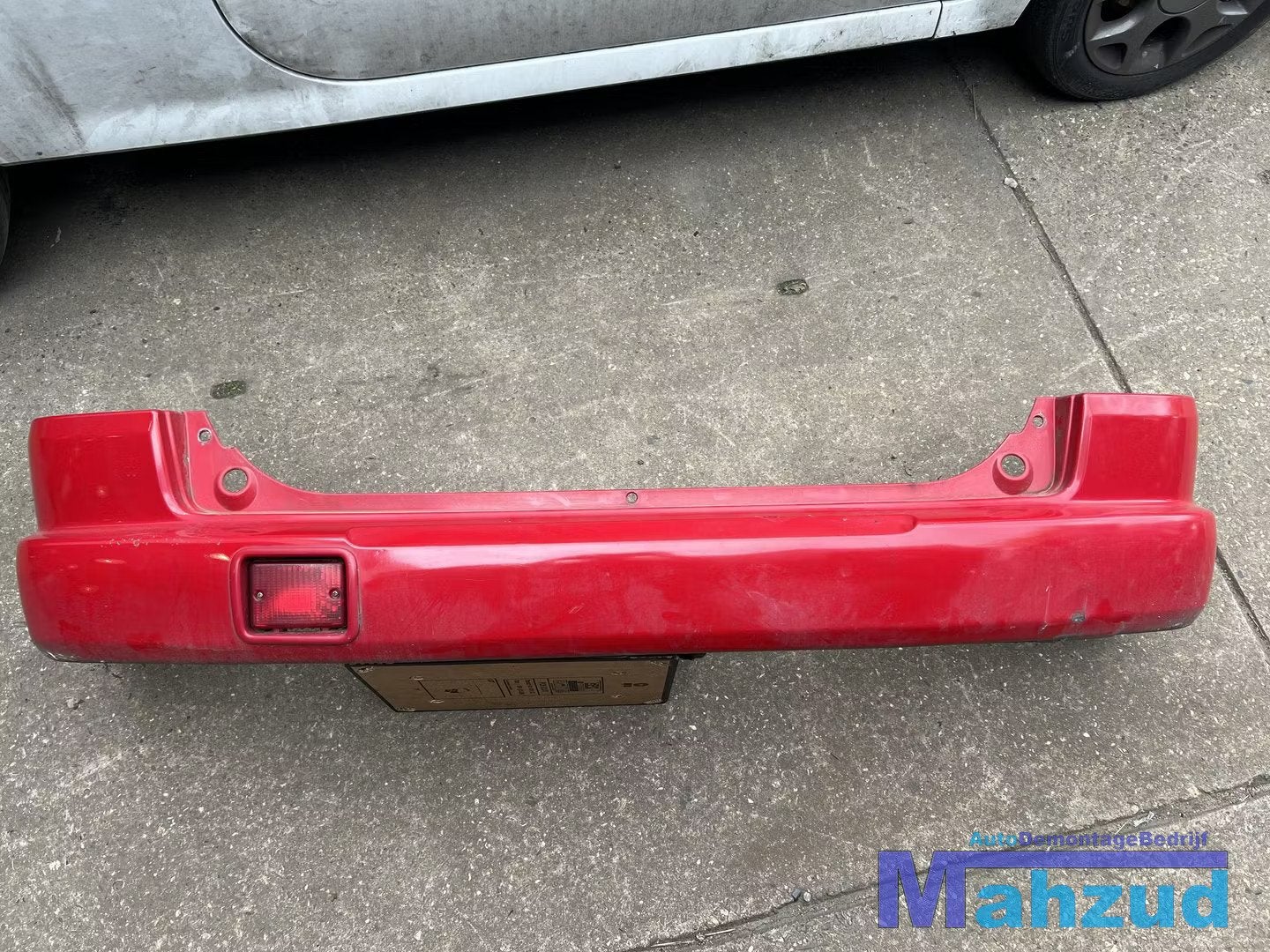 MAZDA DEMIO ROOD SU achterbumper 1996-2003, Auto-onderdelen, Gebruikt, Shinchi, Fuchu-Cho 3-1
730-8670  Hiroshima, Mazda Motor Corporation