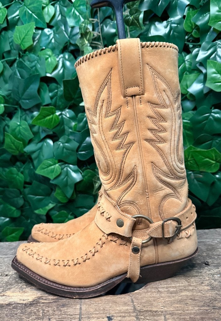 prachtige weinig gedragen laarzen van sendra maat 37, Kleding | Dames, Schoenen, Bruin, Ophalen of Verzenden, Zo goed als nieuw