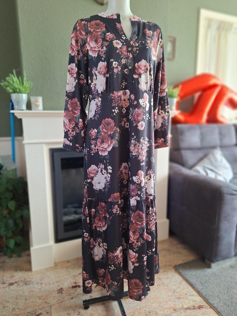 K-Design K Design lange nieuwe bloemen jurk L, Kleding | Dames, K-design, Verzenden, Maat 42/44 (L), Nieuw