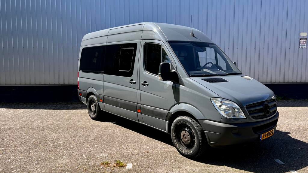 Mercedes Sprinter 4x4 Look camper/bus, Caravans en Kamperen, Campers, Automaat, Verwarmde buitenspiegels, Reservewiel, Tot en met 2