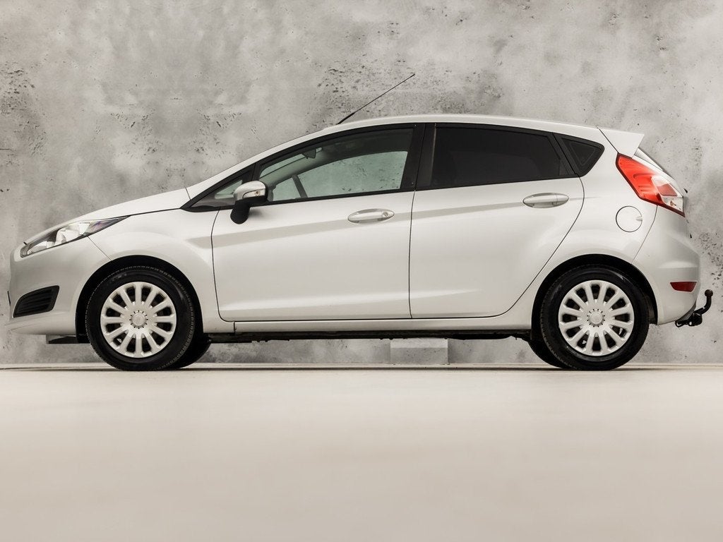 Ford Fiesta 1.0 Sport (5 DEURS, AIRCO, STUURWIEL MULTIFUNCTI, Stof, Zwart, 525 kg, 23 km/l