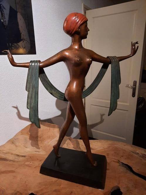 Brons beeld dame met sjaal, Antiek en Kunst, Antiek | Koper en Brons, Ophalen, Brons