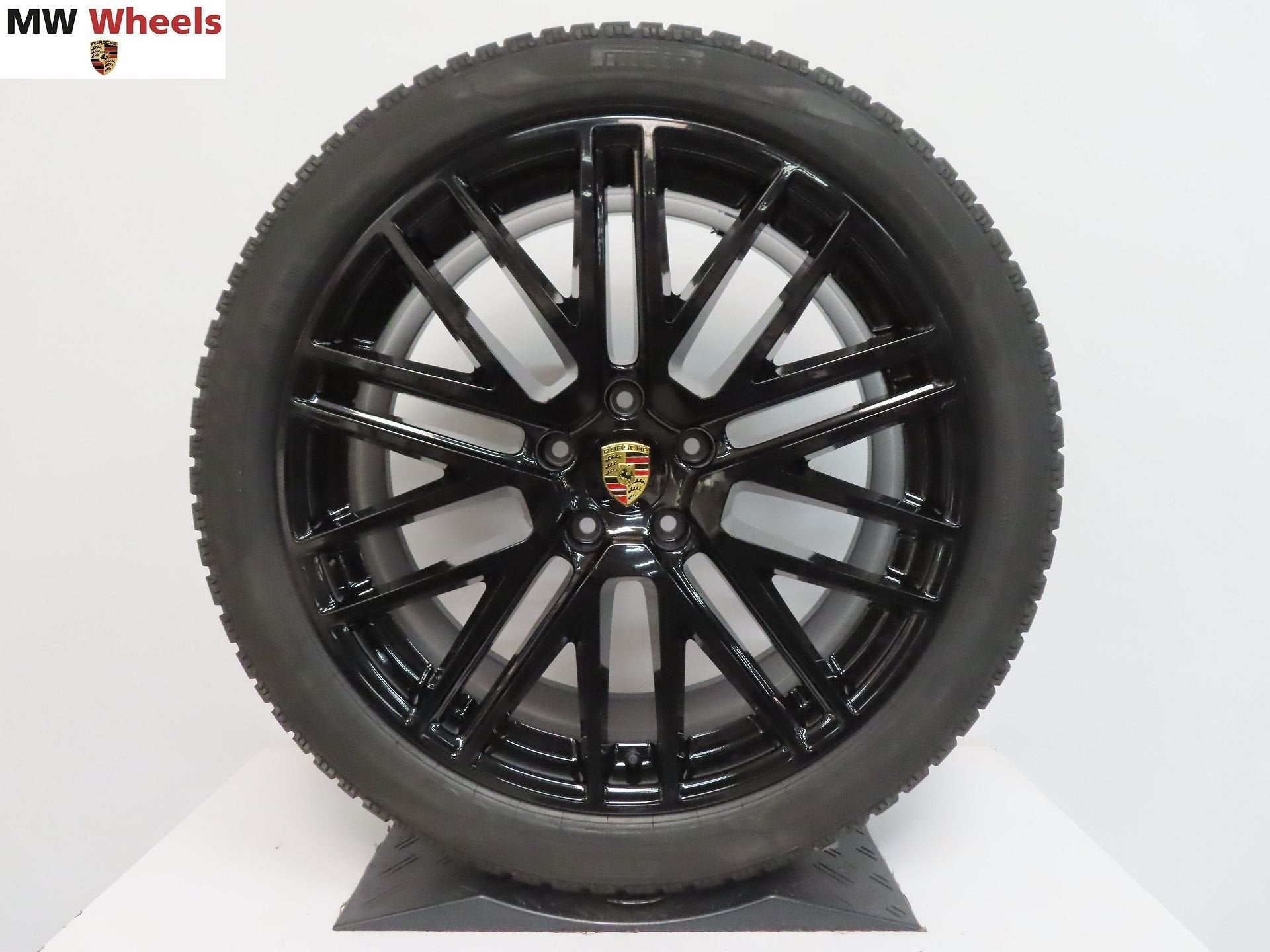Porsche Cayenne 9Y II 2025 coupe 22 inch velgen winterbanden, -, 285 mm, -, Banden en Velgen