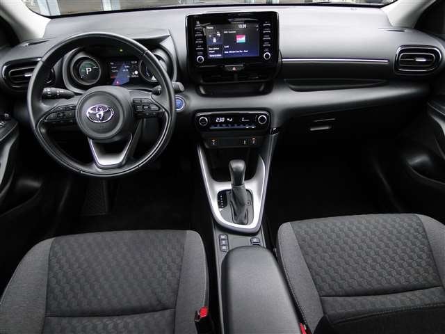 Toyota Yaris 1.5 Hybrid Dynamic | Stoelverwarming | Led | Ca, Auto's, Toyota, 12 maanden, 450 kg, Gebruikt, Bedrijf