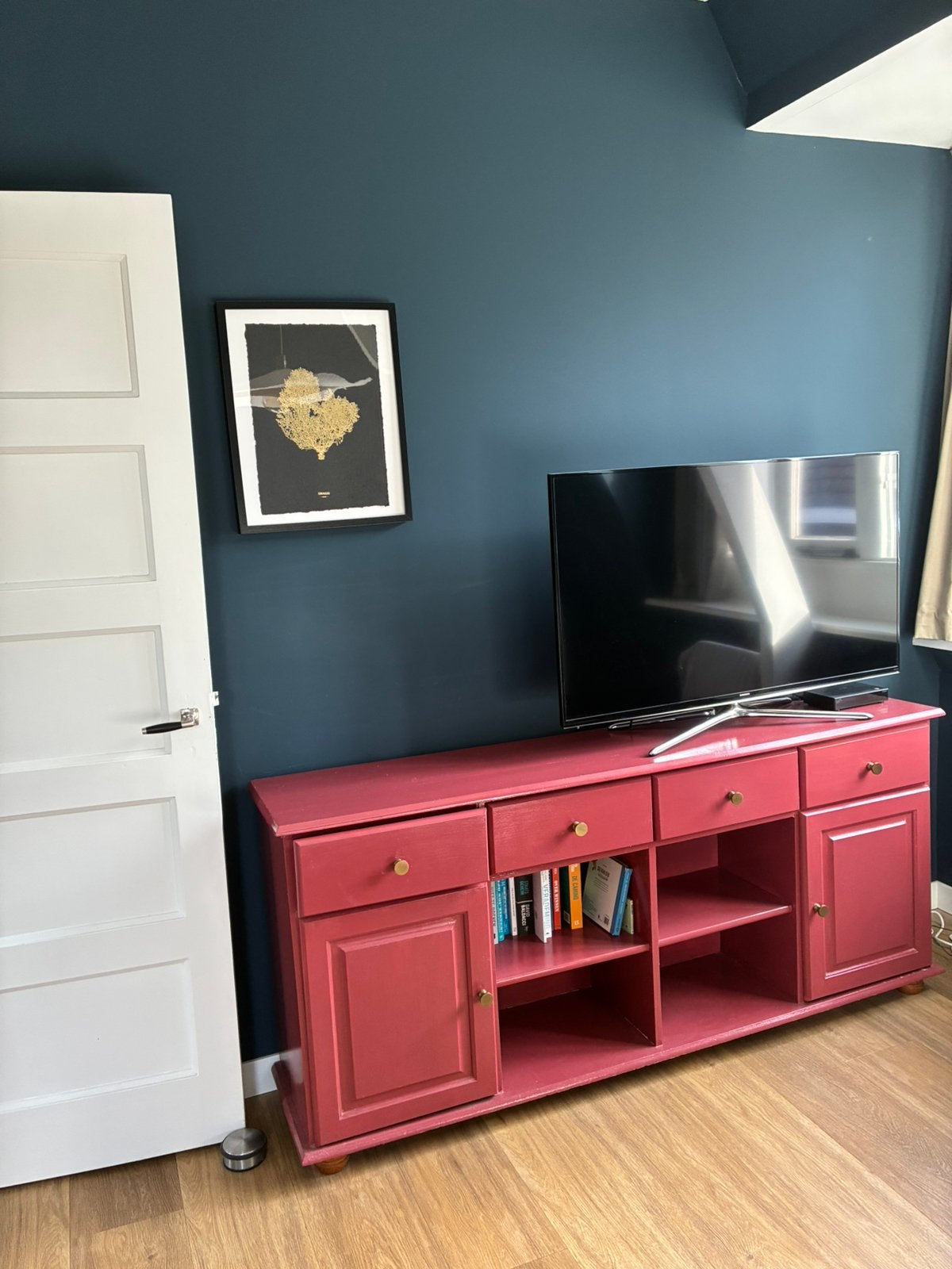 Rood houten kast - vintage gevoel, commode, Ophalen, Gebruikt, 150 tot 200 cm, Met lade(s)