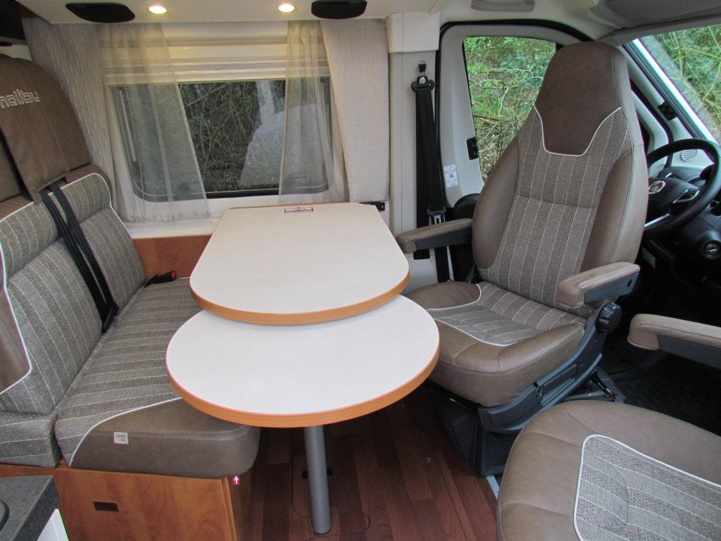 Malibu Charming GT Skyview 600 DB Dwarsbed, Automaat,, Caravans en Kamperen, Campers, Malibu, Fiat, Elektrische ramen, Bedrijf
