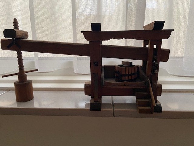 miniatuur wijnpers, Antiek en Kunst, Ophalen of Verzenden
