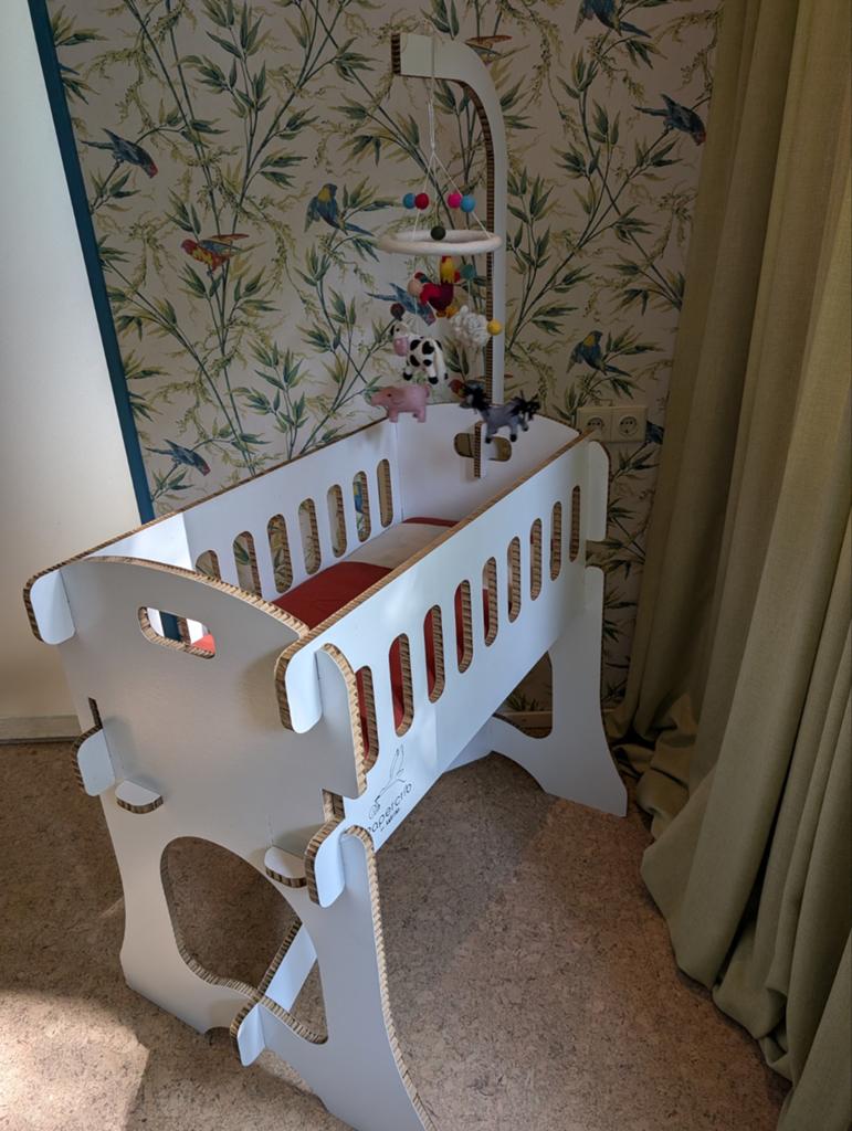 Papercrib Kartent kartonnen babywieg met matras, Ophalen of Verzenden, Zo goed als nieuw, Wieg