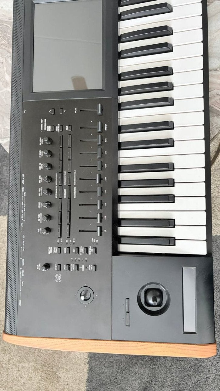 Korg Kronos 61 toetsen Music Workstation, Muziek en Instrumenten, 61 toetsen, Korg, Ophalen of Verzenden, Zo goed als nieuw