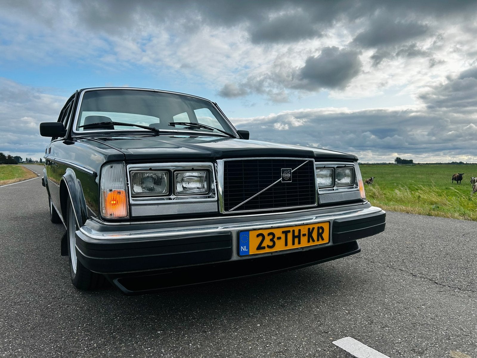 Volvo 244 ( 240 ) uit 1981, USA model - Zwart - B230F, Ophalen