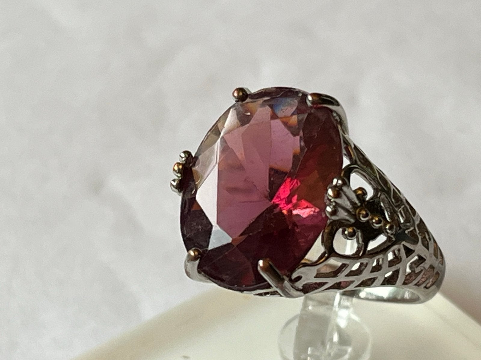 Art Deco zilveren ring met facetgeslepen Amethist, 18 tot 19, Verzenden, Paars, Zo goed als nieuw