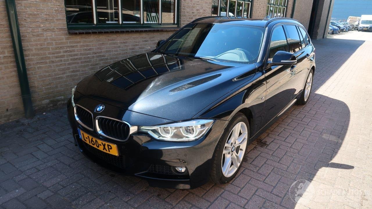 BMW 3-serie BMW 3-serie Touring 320i Edition M Sport Shadow, Auto diversen, Schadeauto's, Automaat, Zwart, Stationwagon, Benzine