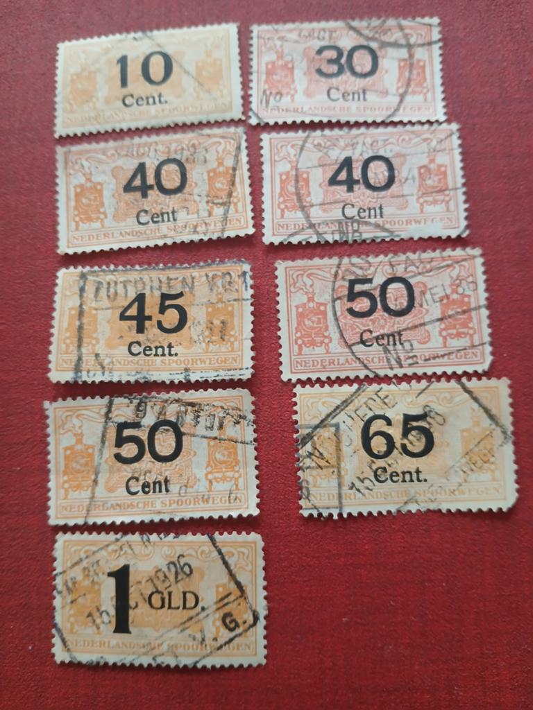 Negen spoorwegzegels uit 1926, Postzegels en Munten, Postzegels | Nederland, Ophalen of Verzenden
