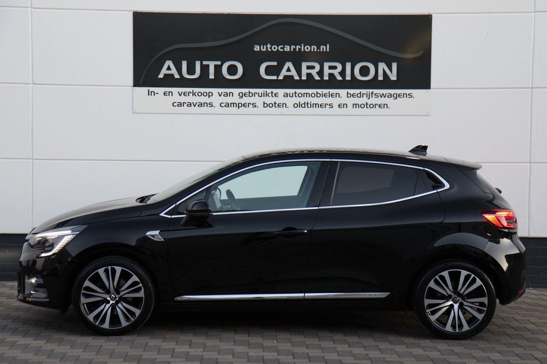 Renault Clio 1.3 TCe Initiale Paris Carplay Leder LED LUXE !, Auto's, Renault, Gebruikt, 4 cilinders, 1133 kg, Bedrijf